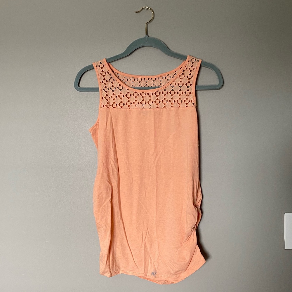 🛍Old Navy Women’s Maternity Peach Ruched Tank Top